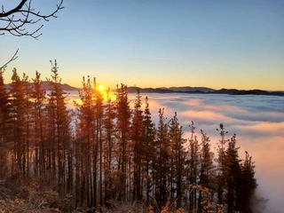 Aire zabaleko ikerketa arkeologikoak Izarraitzen: gure arbasoen pausoak aztertzen