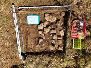 Aire zabaleko ikerketa arkeologikoak Izarraitzen: Izar Eizagirre Geologia ikaslearen bisita