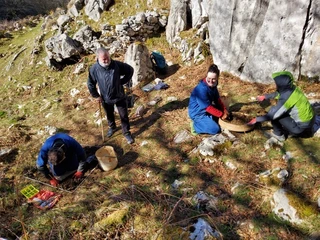 Aire zabaleko ikerketa arkeologikoak Izarraitzen: Izar Eizagirre Geologia ikaslearen bisita