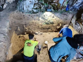 Amalda III kobazuloko indusketa 2025