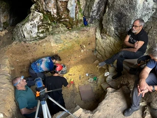 Amalda III kobazuloko indusketa 2025