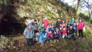 Errezilgo San Martin herri eskola, historiaurrean murgilduz